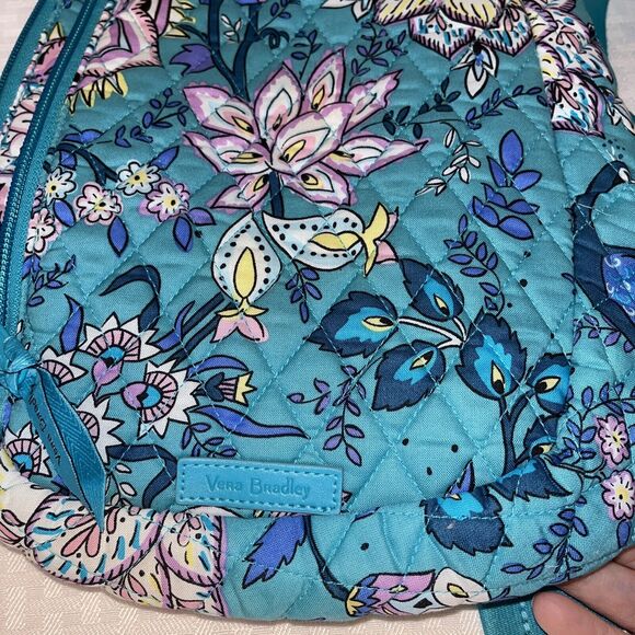 Vera Bradley Essential Sling Backpack Peacock Garden MSRP $79 ~ NWT - Picture 5 of 6